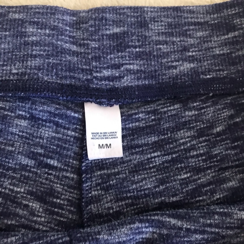Soft Comfortable Lounge Pants - Size M - Picture 6 of 10